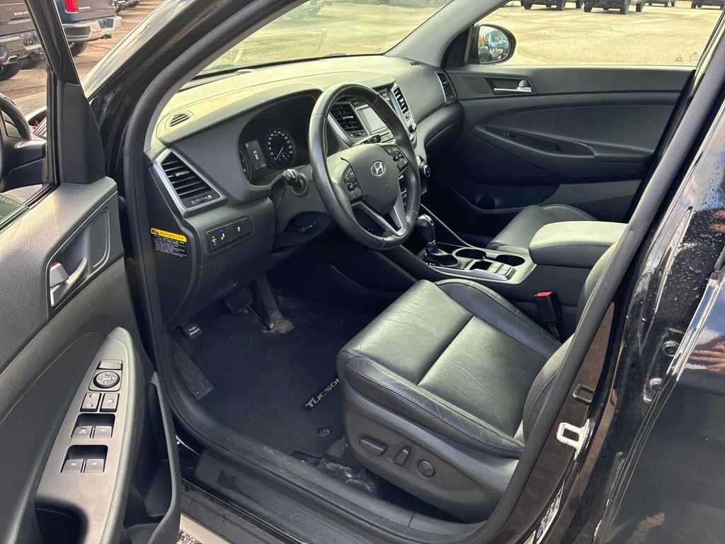 Hyundai Tucson * SE * CARFAX *    | Mobile.bg   5