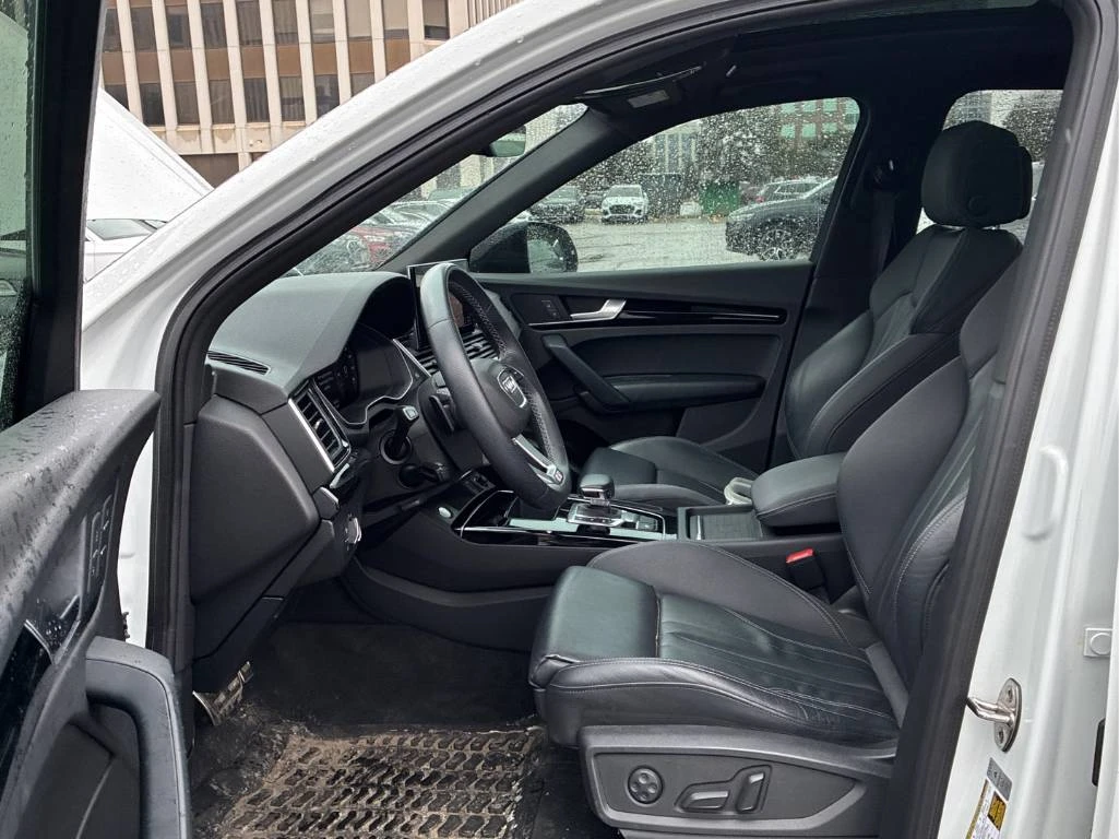 Audi Q5 Progressiv 45 TFSI * CARFAX* S-LINE, снимка 7 - Автомобили и джипове - 54094352