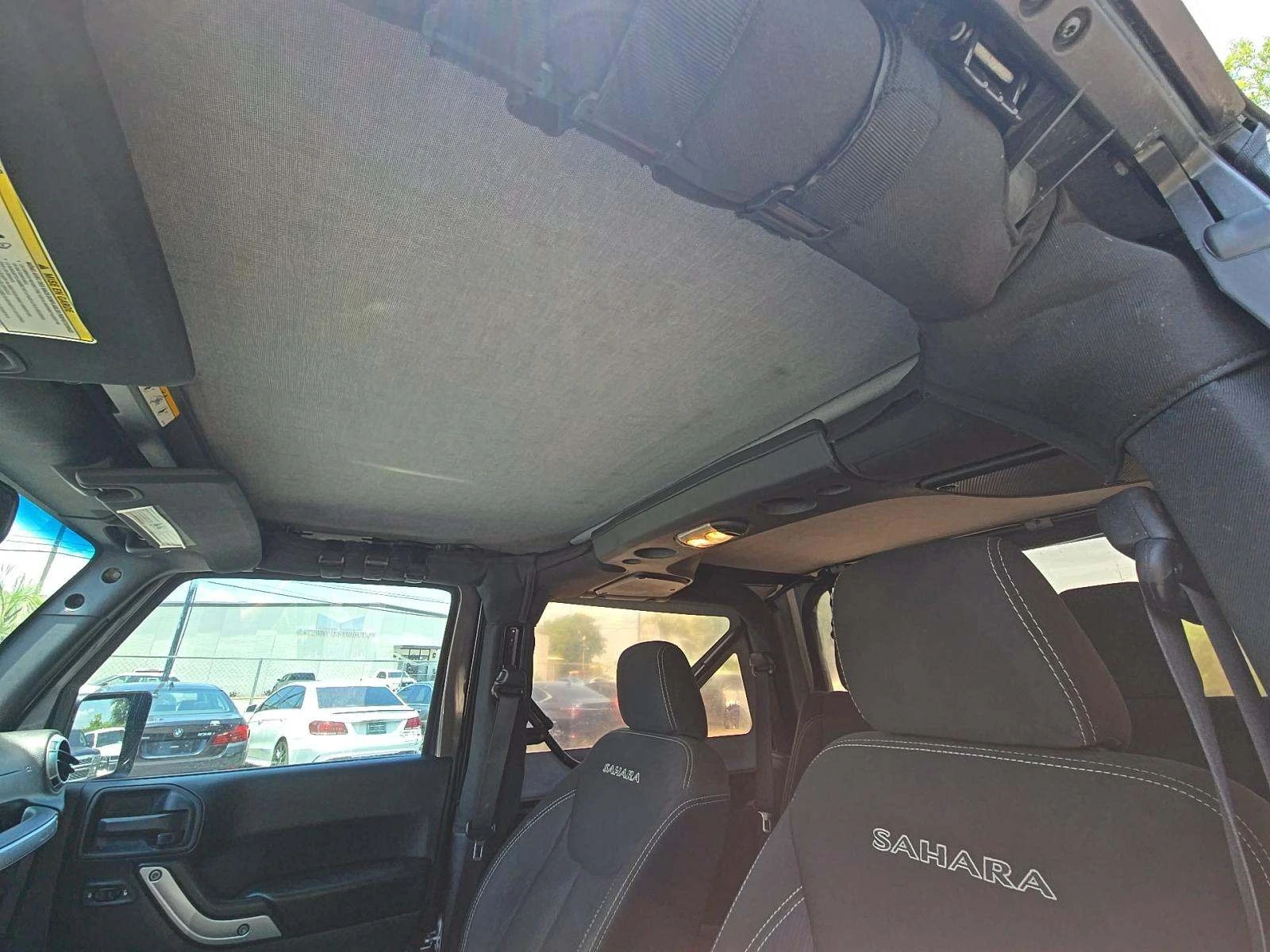 Jeep Wrangler SAHARA, снимка 9 - Автомобили и джипове - 55008433
