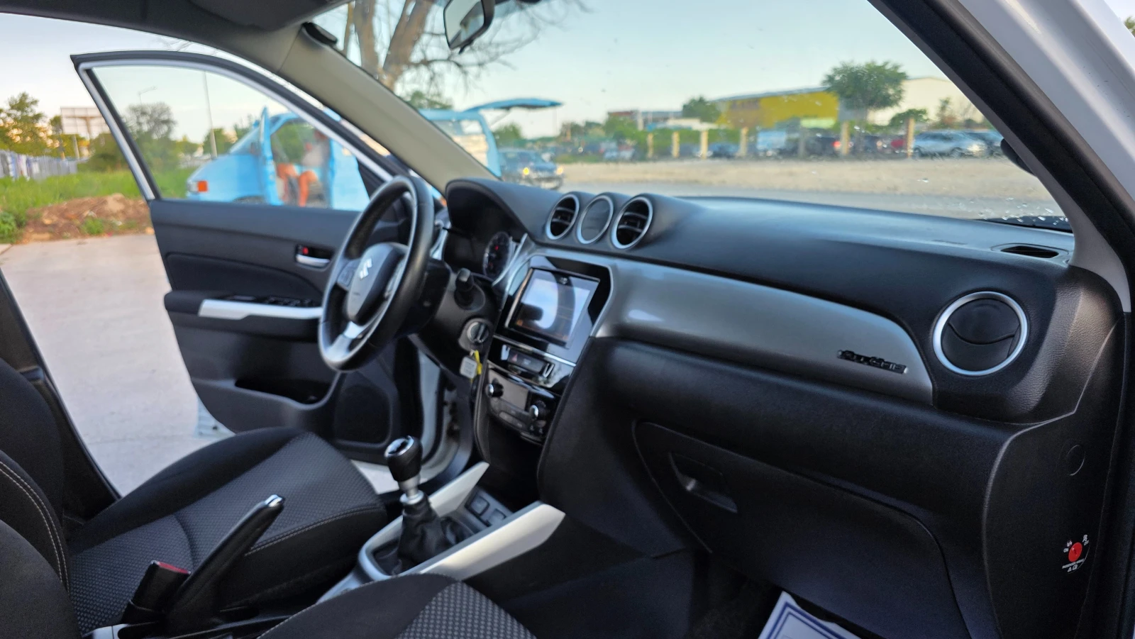 Suzuki Vitara КАТО ЧИСТО НОВА/4X4, снимка 12 - Автомобили и джипове - 55871650