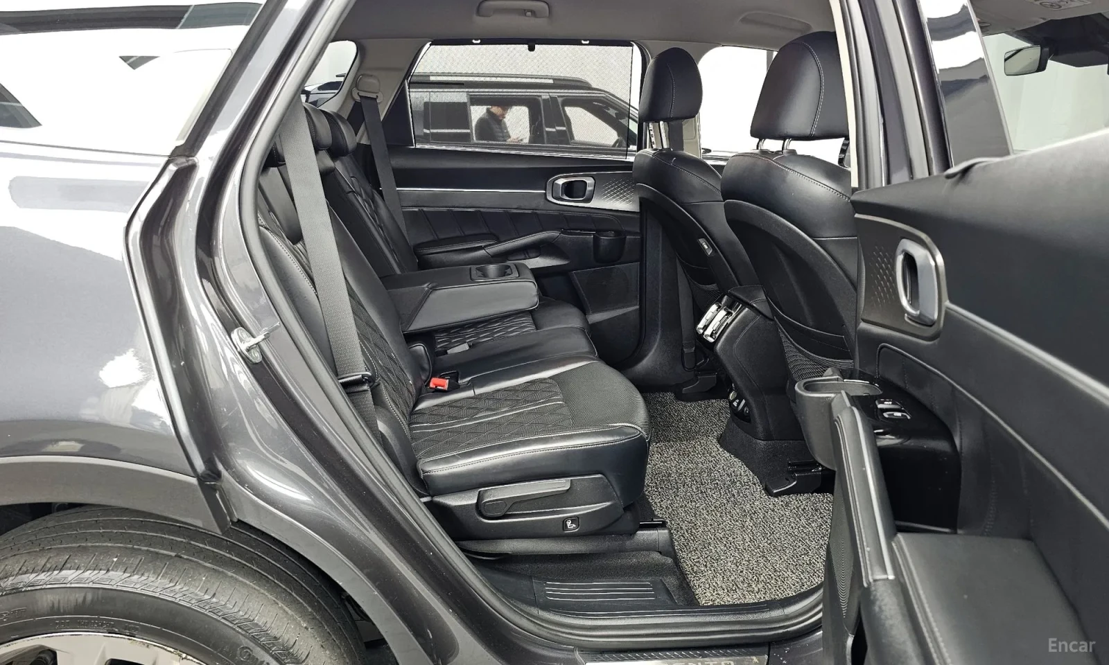 Kia Sorento 2.2d\4x4\Дигитално табло\ТОП ЦЕНА, снимка 12 - Автомобили и джипове - 55872359