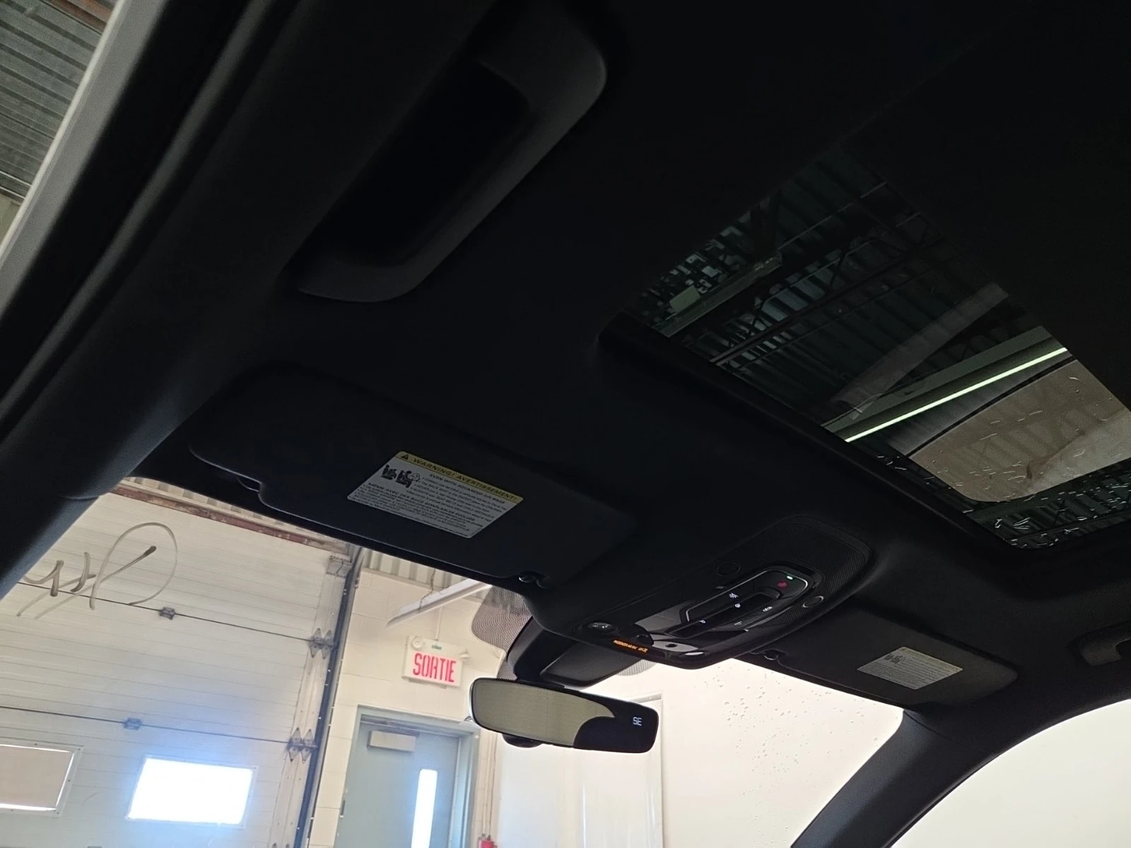 Audi Q5 * PROGRESSIV * CARFAX * ОПЦИЯ ЗА ФИНАНСИРАНЕ, снимка 13 - Автомобили и джипове - 56059598