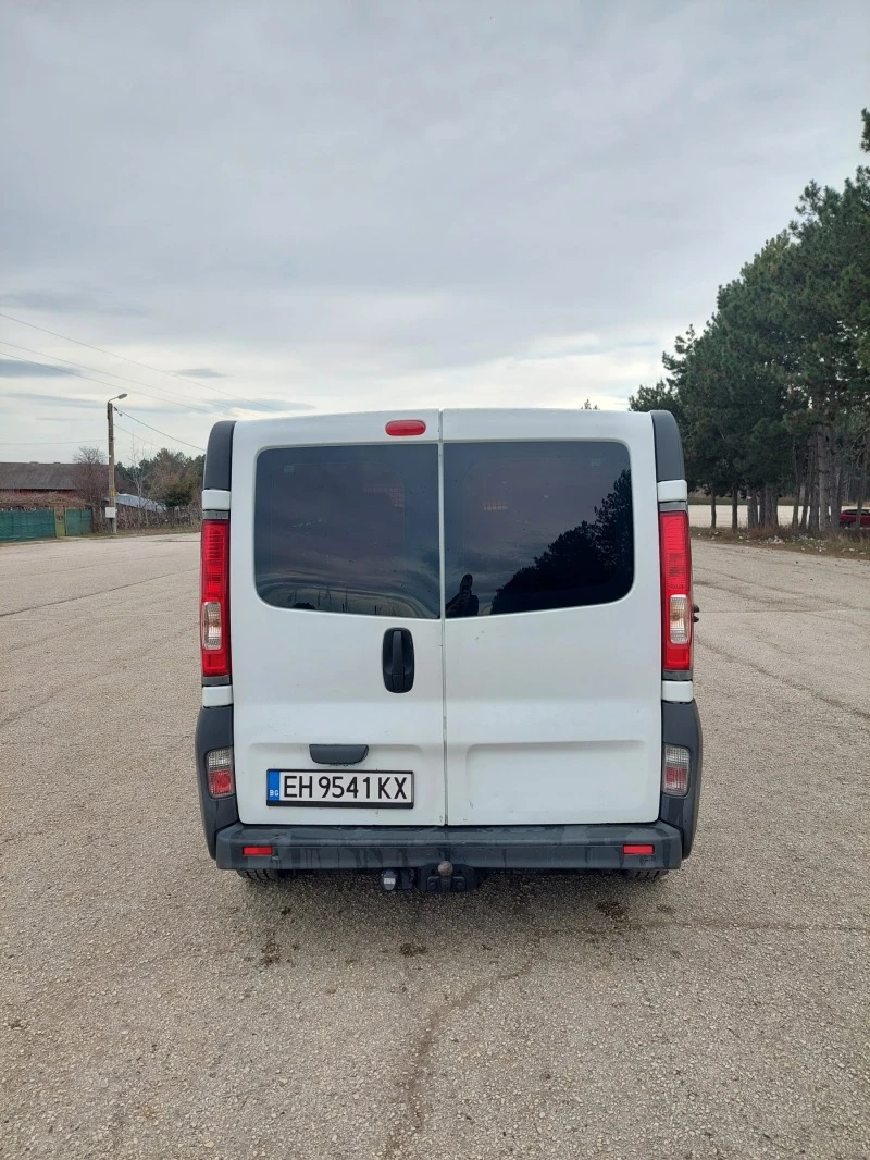 Renault Trafic 5+1 LONG товаропътник, снимка 4 - Бусове и автобуси - 46979584