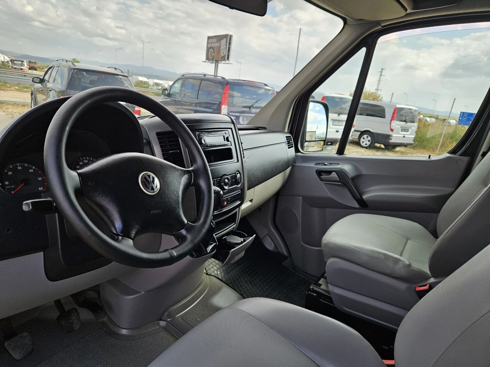 VW Crafter 2.5tdi.климатик - изображение 8