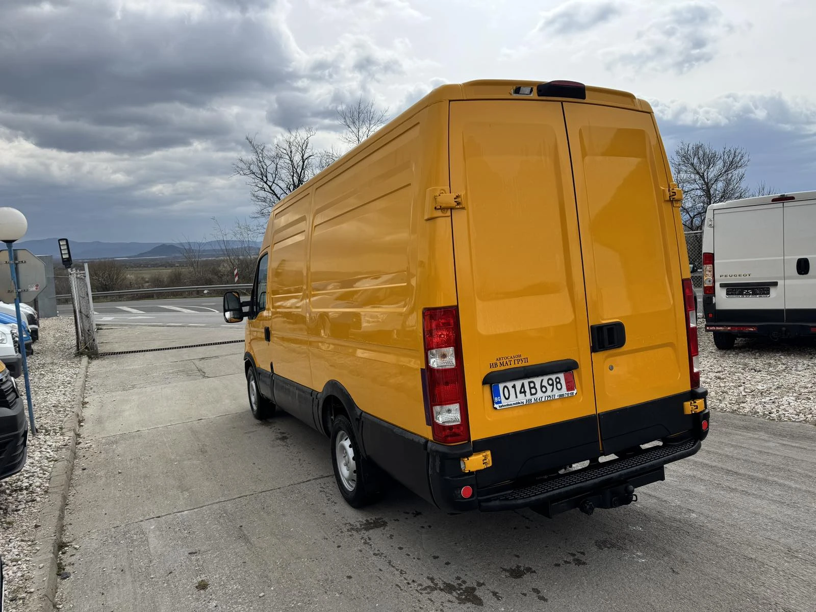 Iveco Daily 2.3HPI KLIMA, снимка 5 - Бусове и автобуси - 53912876