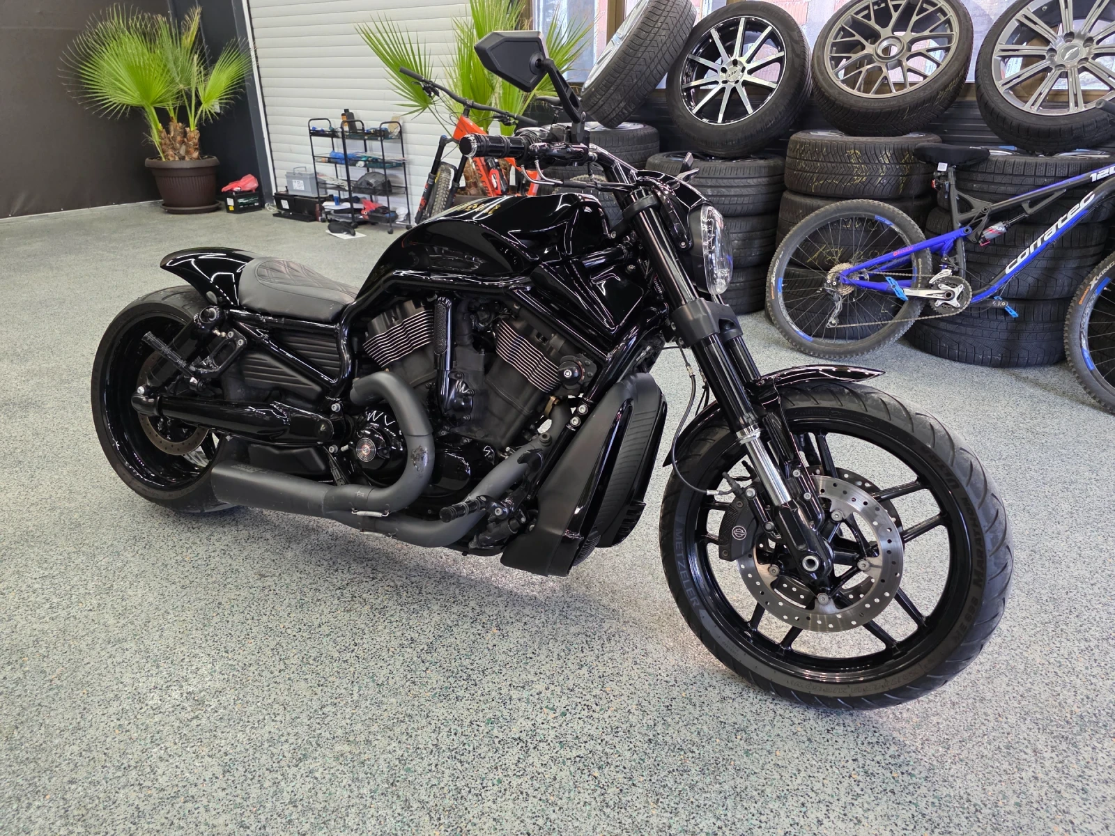 Harley-Davidson V-Rod Custom Unikat, снимка 1