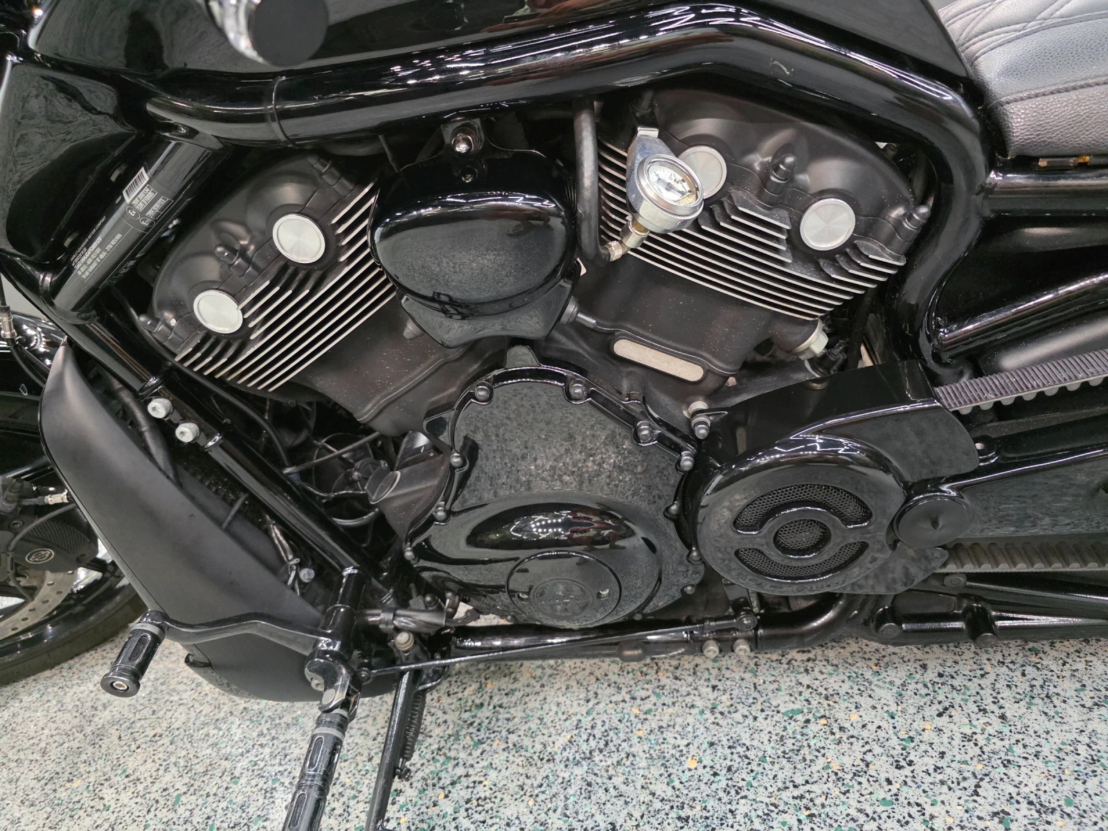 Harley-Davidson V-Rod Custom Unikat | Mobile.bg   17