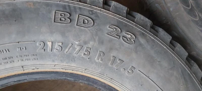 Гуми Летни 215/75R17.5, снимка 5 - Гуми и джанти - 41998910