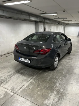 Opel Astra, снимка 2