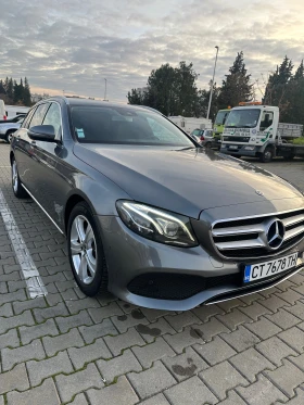 Mercedes-Benz E 220, снимка 2