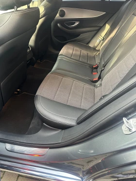Mercedes-Benz E 220, снимка 9