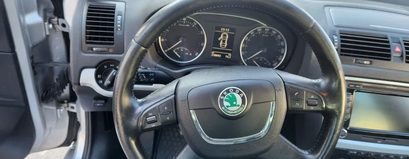 Skoda Octavia 1.8tsi LPG, снимка 11 - Автомобили и джипове - 47739794