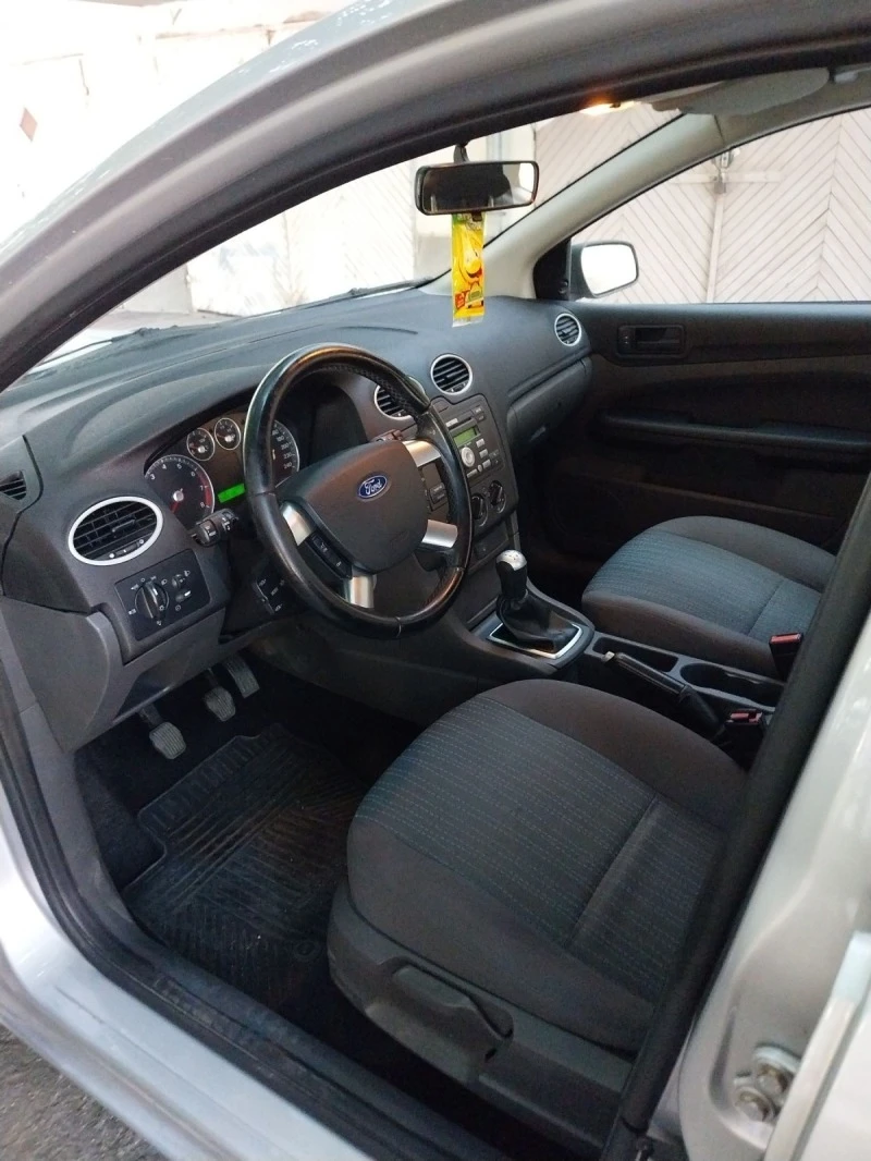 Ford Focus 1, 6, снимка 5 - Автомобили и джипове - 47567391