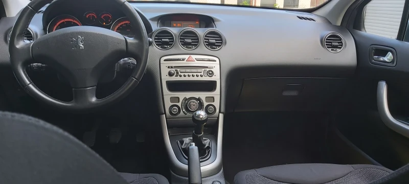 Peugeot 308 1.6, снимка 9 - Автомобили и джипове - 47505670