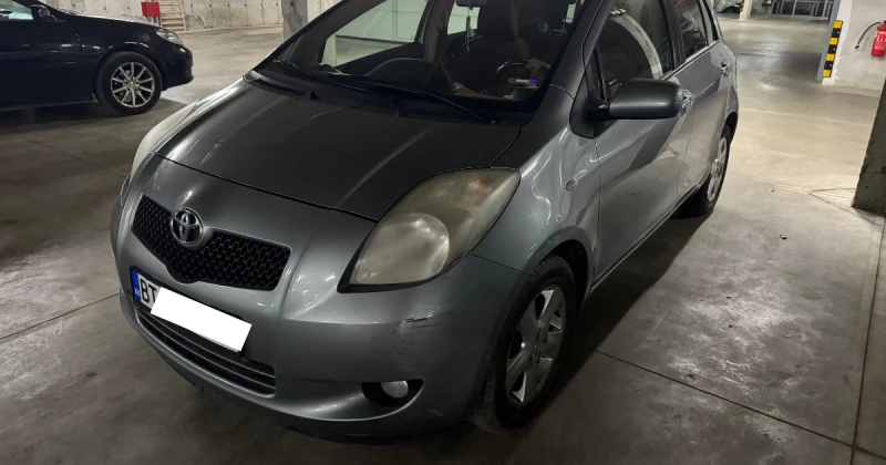 Toyota Yaris, снимка 10 - Автомобили и джипове - 47889718