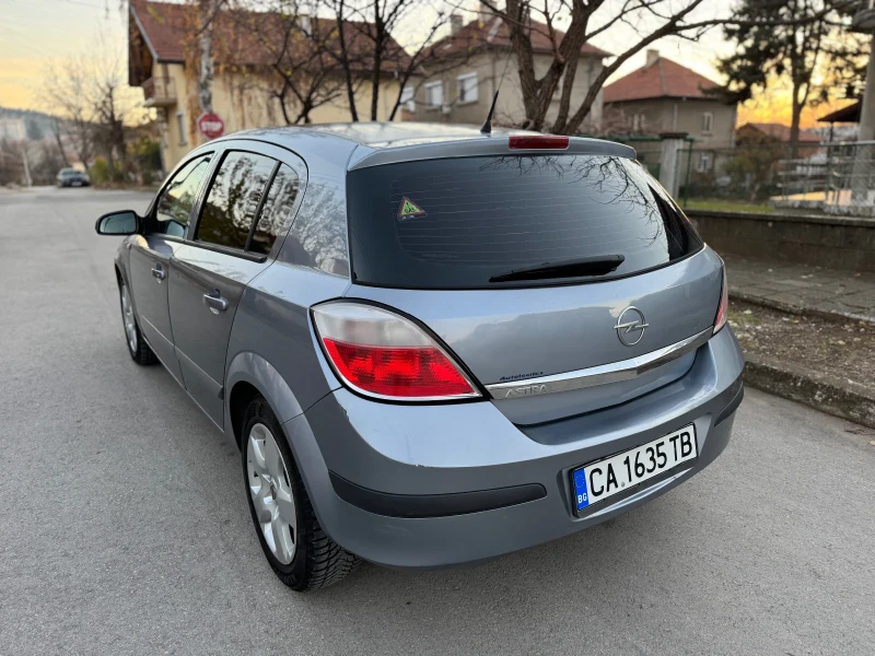 Opel Astra 1.6 газов инж, снимка 1 - Автомобили и джипове - 48326831