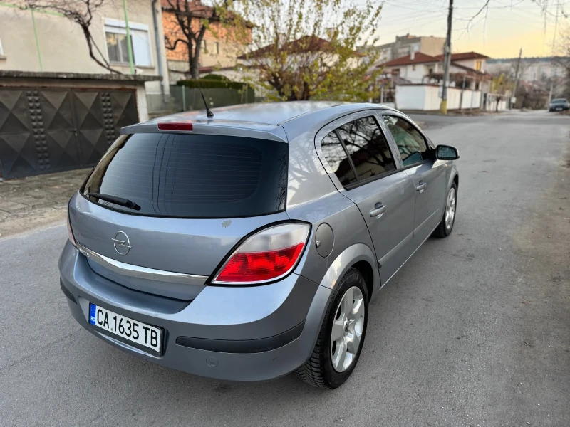 Opel Astra 1.6 газов инж, снимка 2 - Автомобили и джипове - 48326831