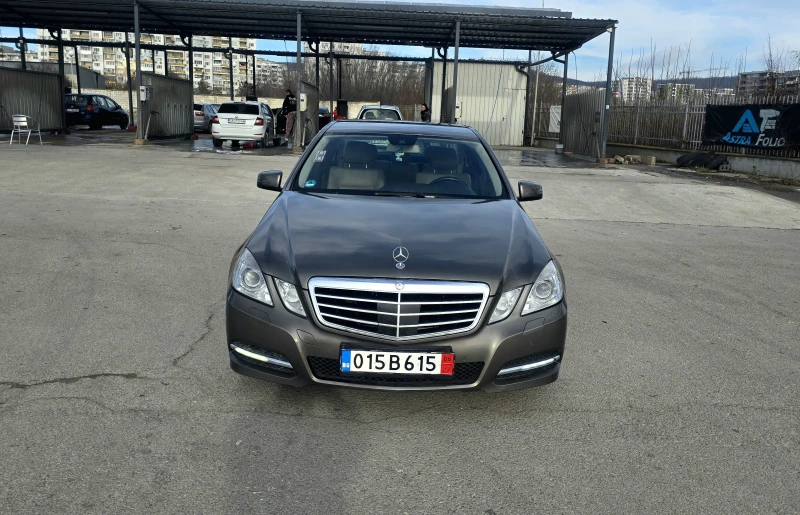 Mercedes-Benz E 350 КАТО НОВ* 4MATIC/265hp, снимка 2 - Автомобили и джипове - 48665693