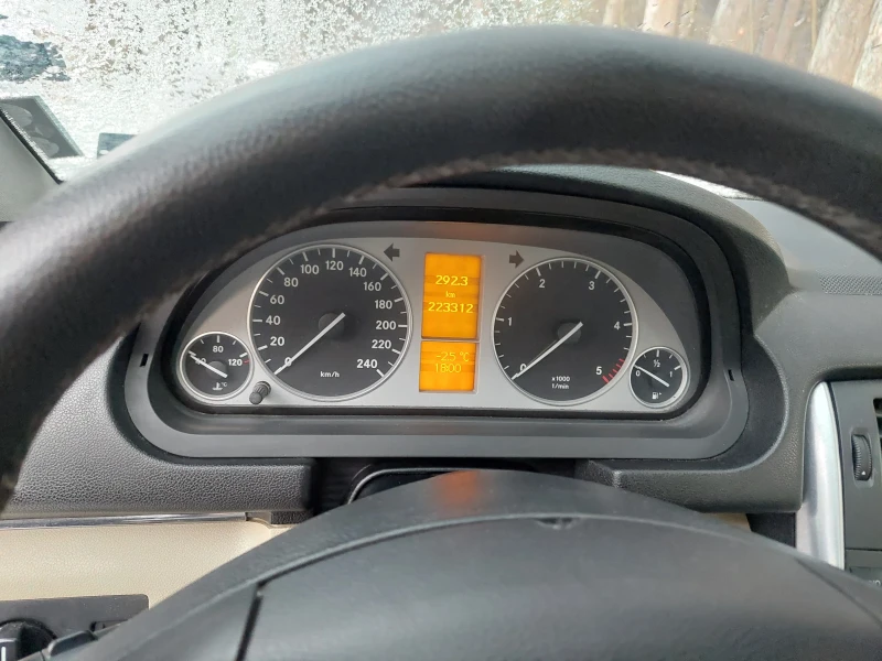 Mercedes-Benz B 180 W245 , снимка 6 - Автомобили и джипове - 48719528