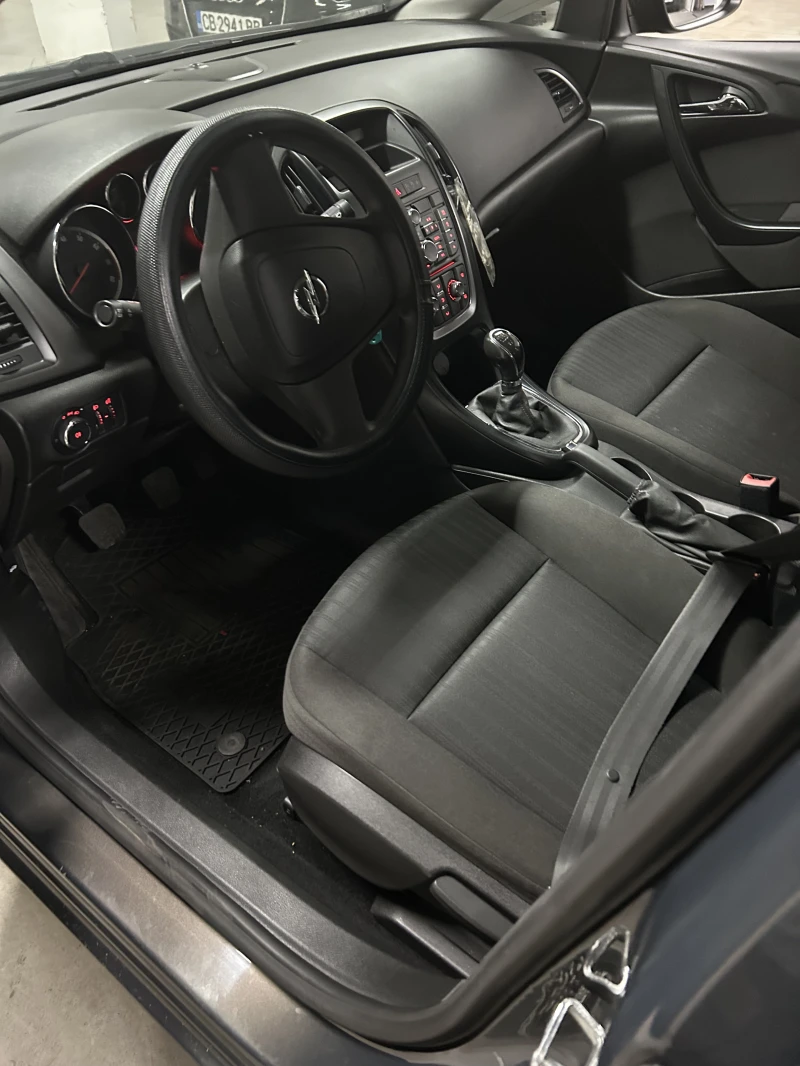 Opel Astra, снимка 3 - Автомобили и джипове - 51534695