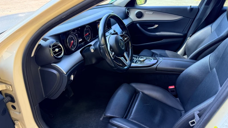 Mercedes-Benz E 200, снимка 7 - Автомобили и джипове - 51825996