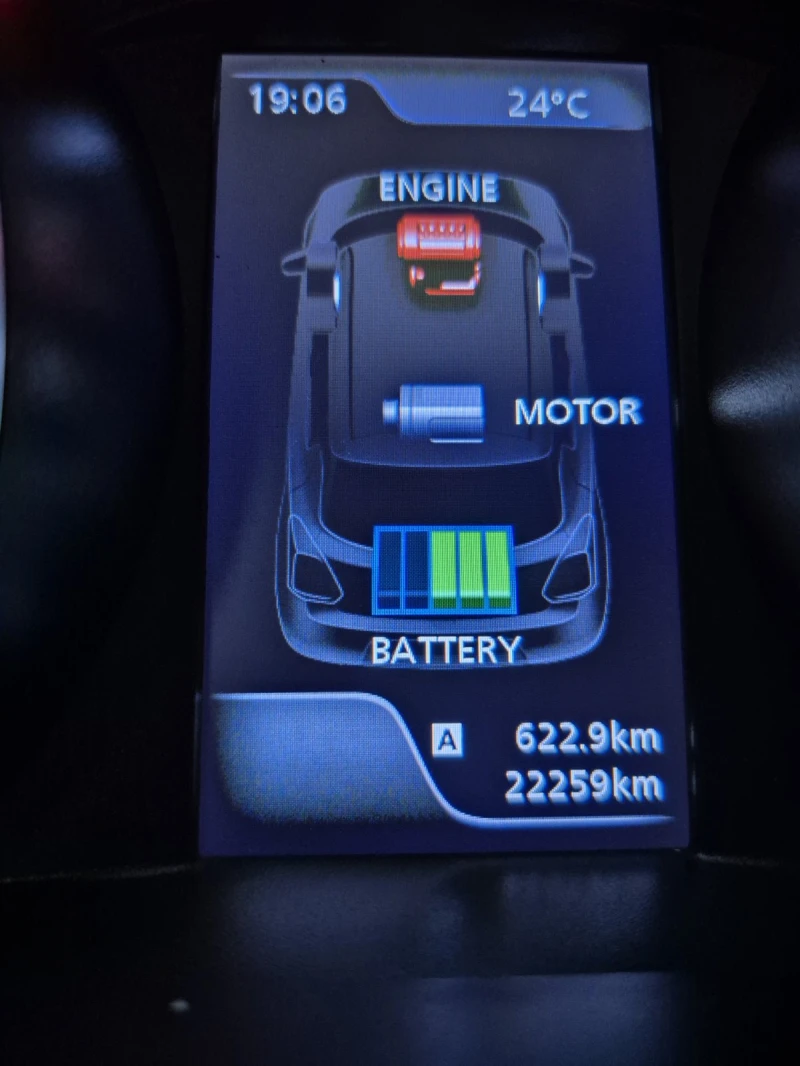 Suzuki Swift, снимка 15 - Автомобили и джипове - 52441137