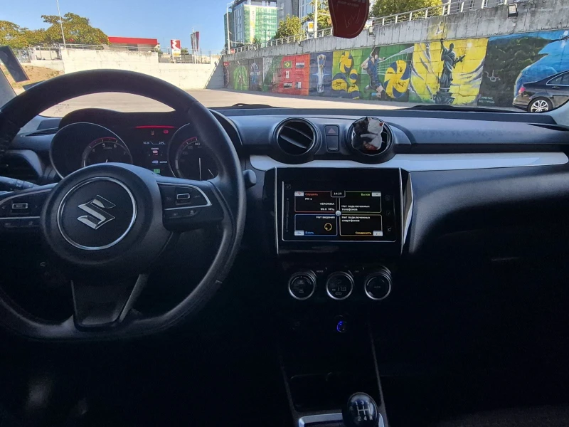 Suzuki Swift, снимка 10 - Автомобили и джипове - 52441137