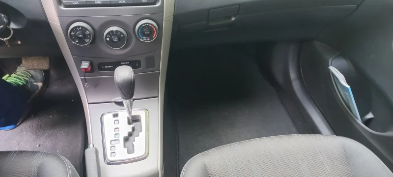 Toyota Corolla S (sport version) for US market, снимка 8 - Автомобили и джипове - 52543030