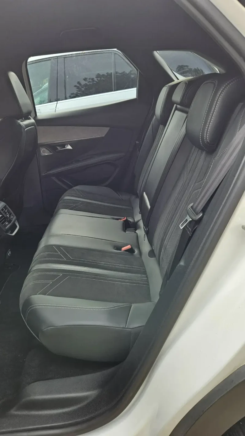 Peugeot 3008 GT-Line , снимка 16 - Автомобили и джипове - 52330404