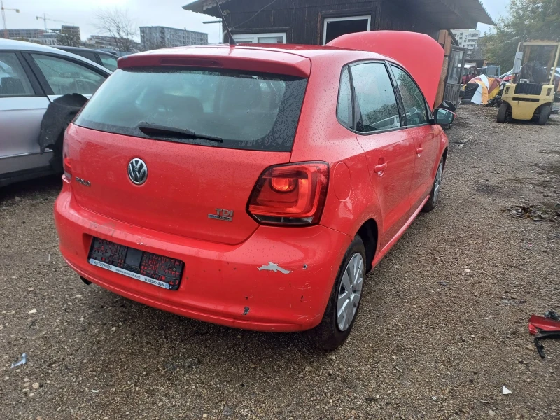 VW Polo 1.6 TDI, снимка 3 - Автомобили и джипове - 52331598
