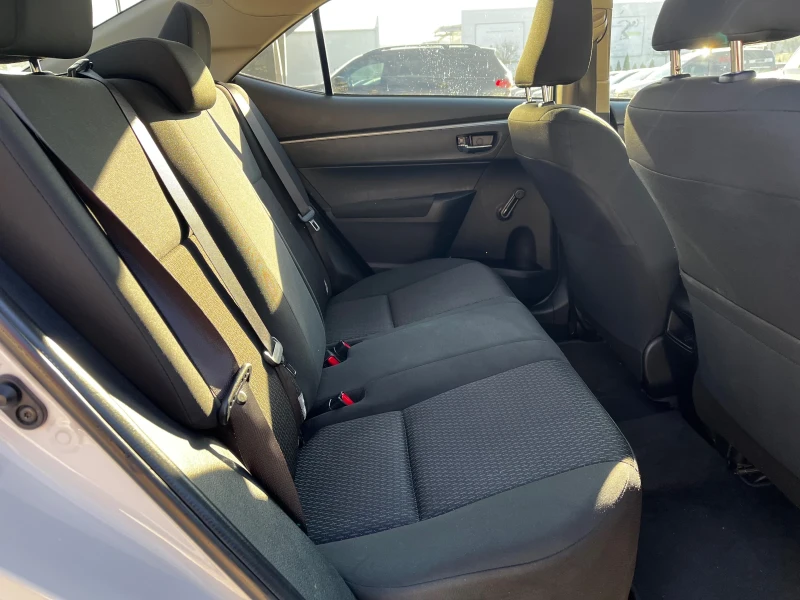 Toyota Corolla, снимка 10 - Автомобили и джипове - 52822658