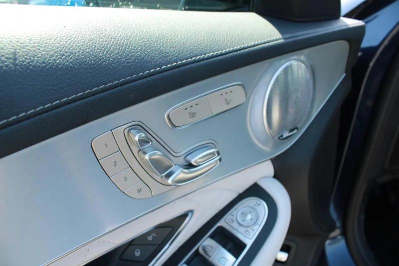 Mercedes-Benz C 450 AMG Обдух* Designo* Distronic* 360* Burmester* Пано* , снимка 10 - Автомобили и джипове - 53153077