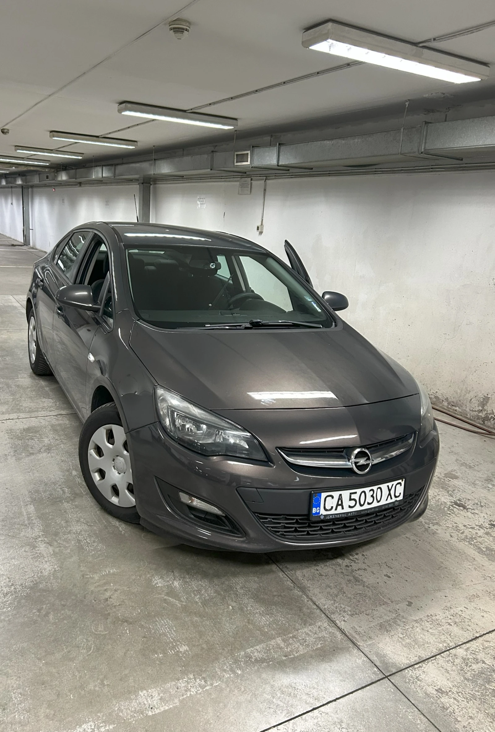 Opel Astra, снимка 1