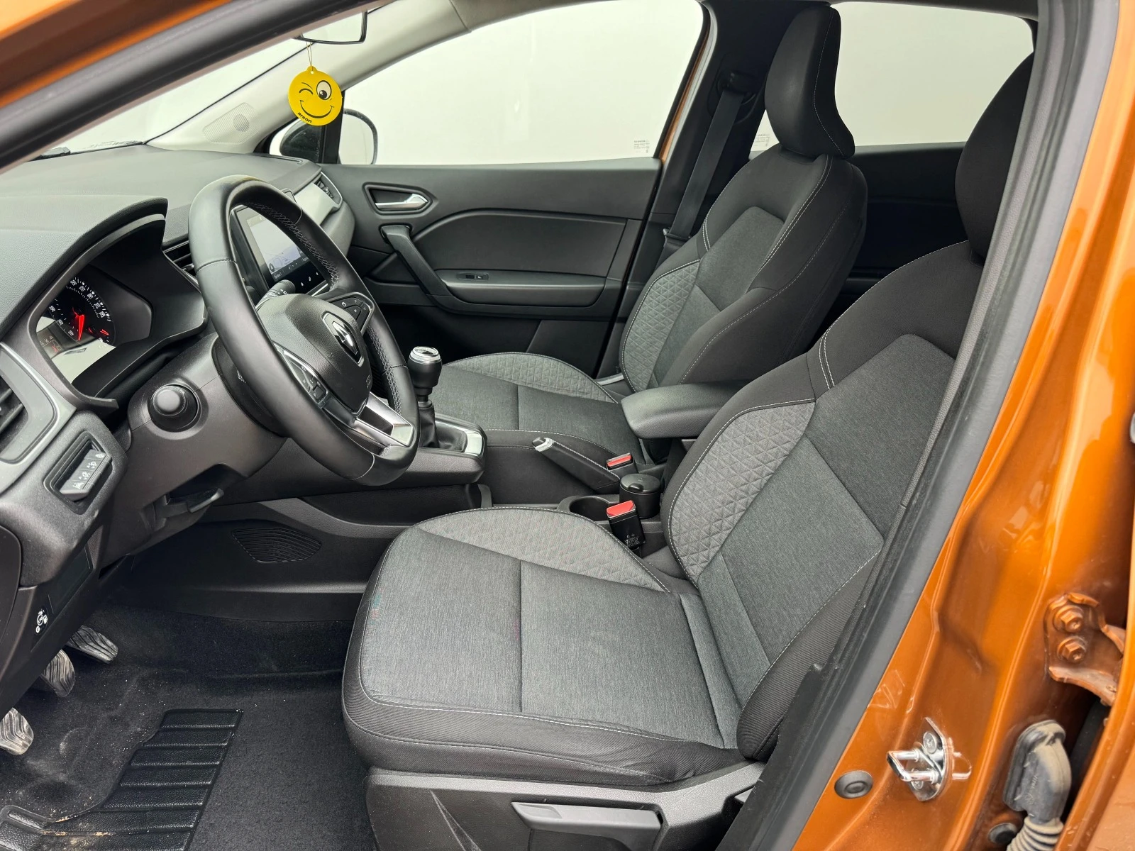 Renault Captur Equilibre 1.0 TCe - изображение 5