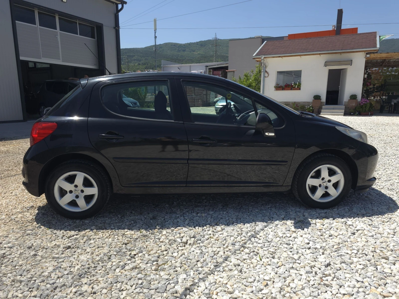 Peugeot 207 1.4 - изображение 6