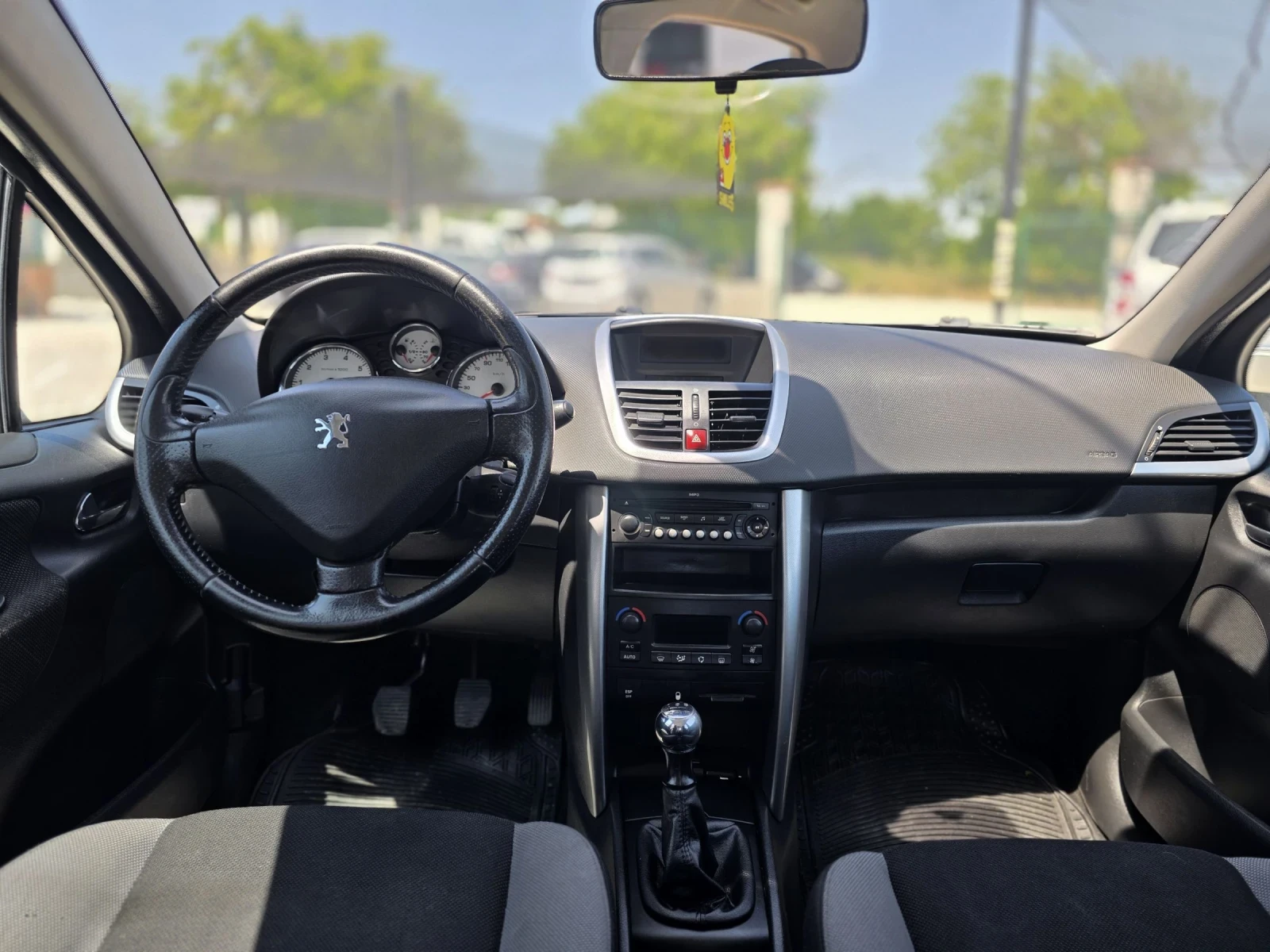Peugeot 207 1.4 - изображение 7