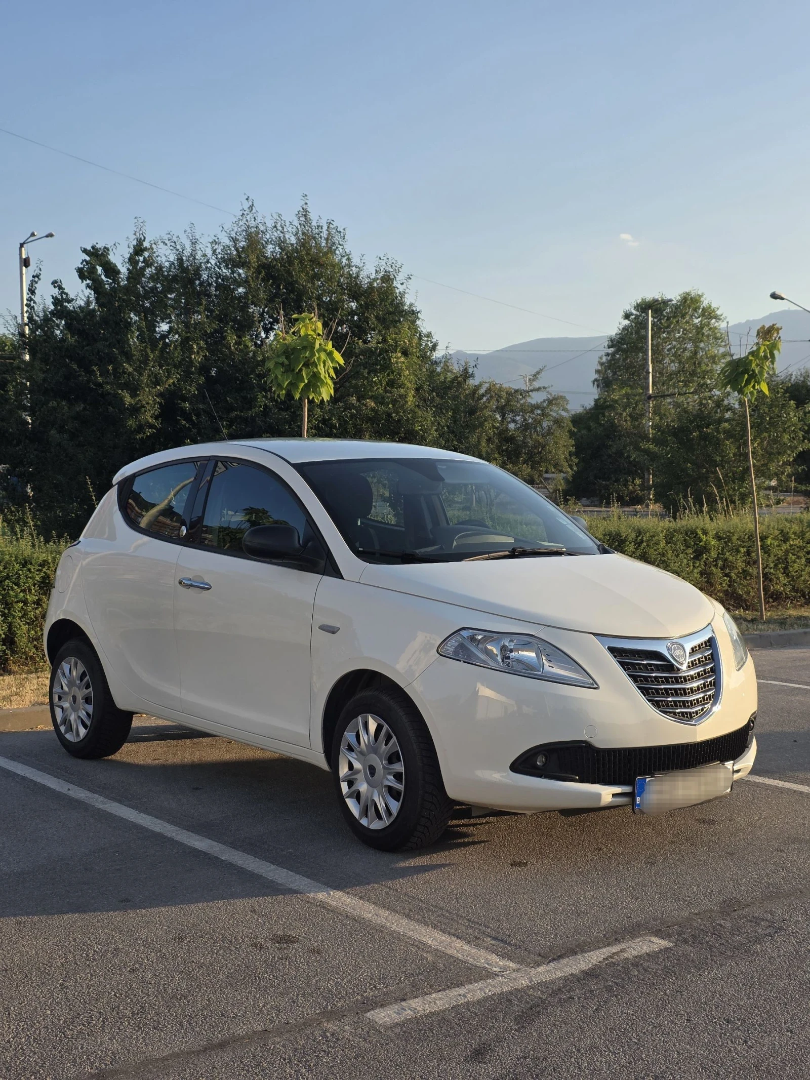 Lancia Ypsilon 0.9T CNG - изображение 3