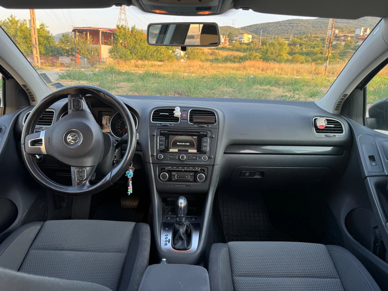 VW Golf 1.6tdi - изображение 9