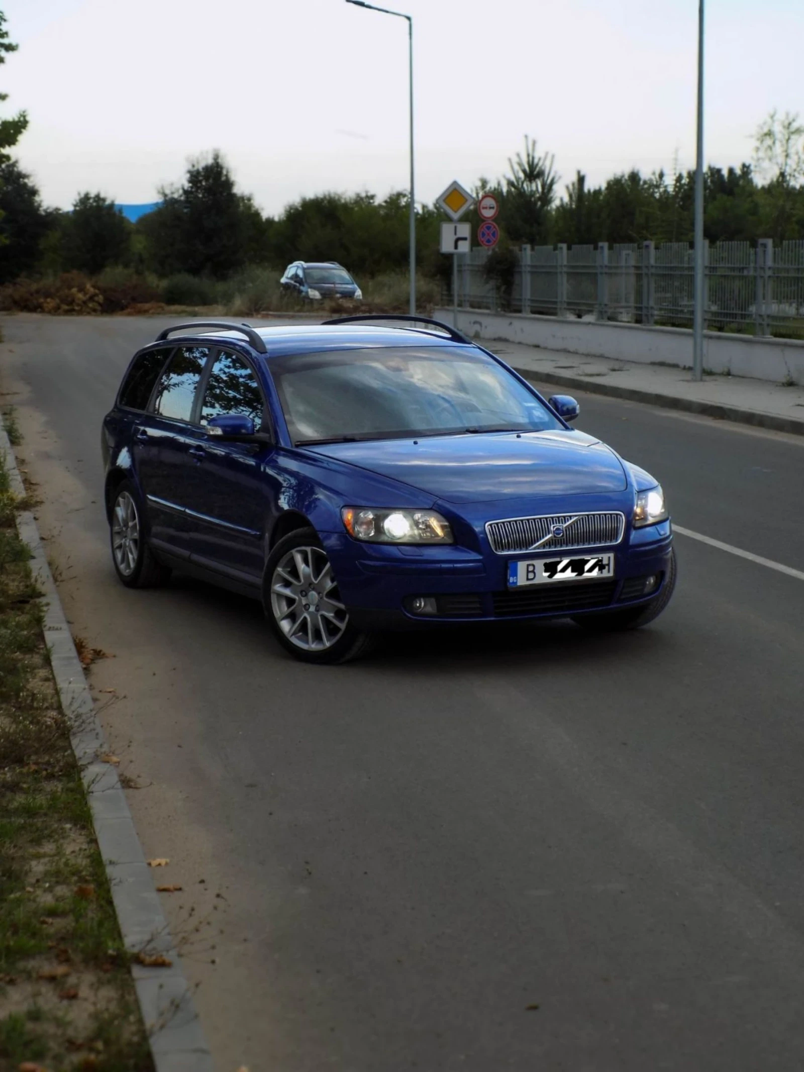 Volvo V50 2.4 - изображение 3