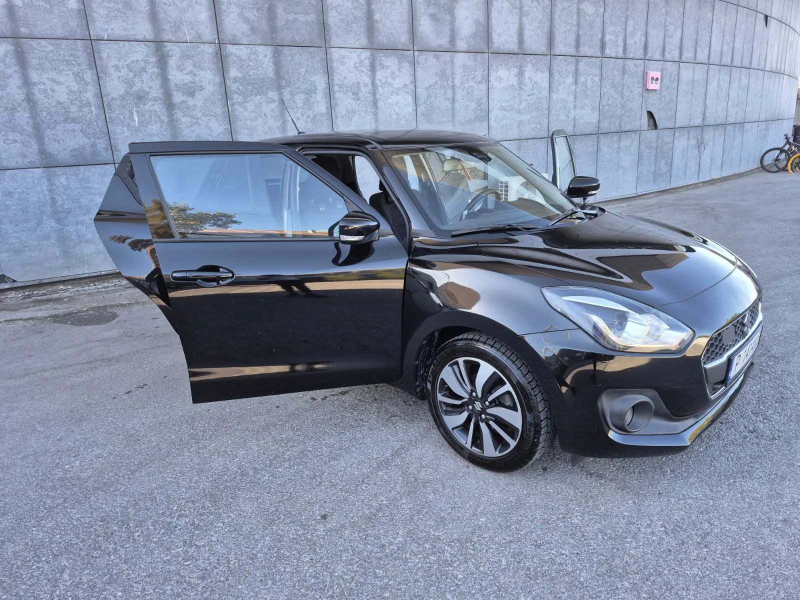 Suzuki Swift  - изображение 4