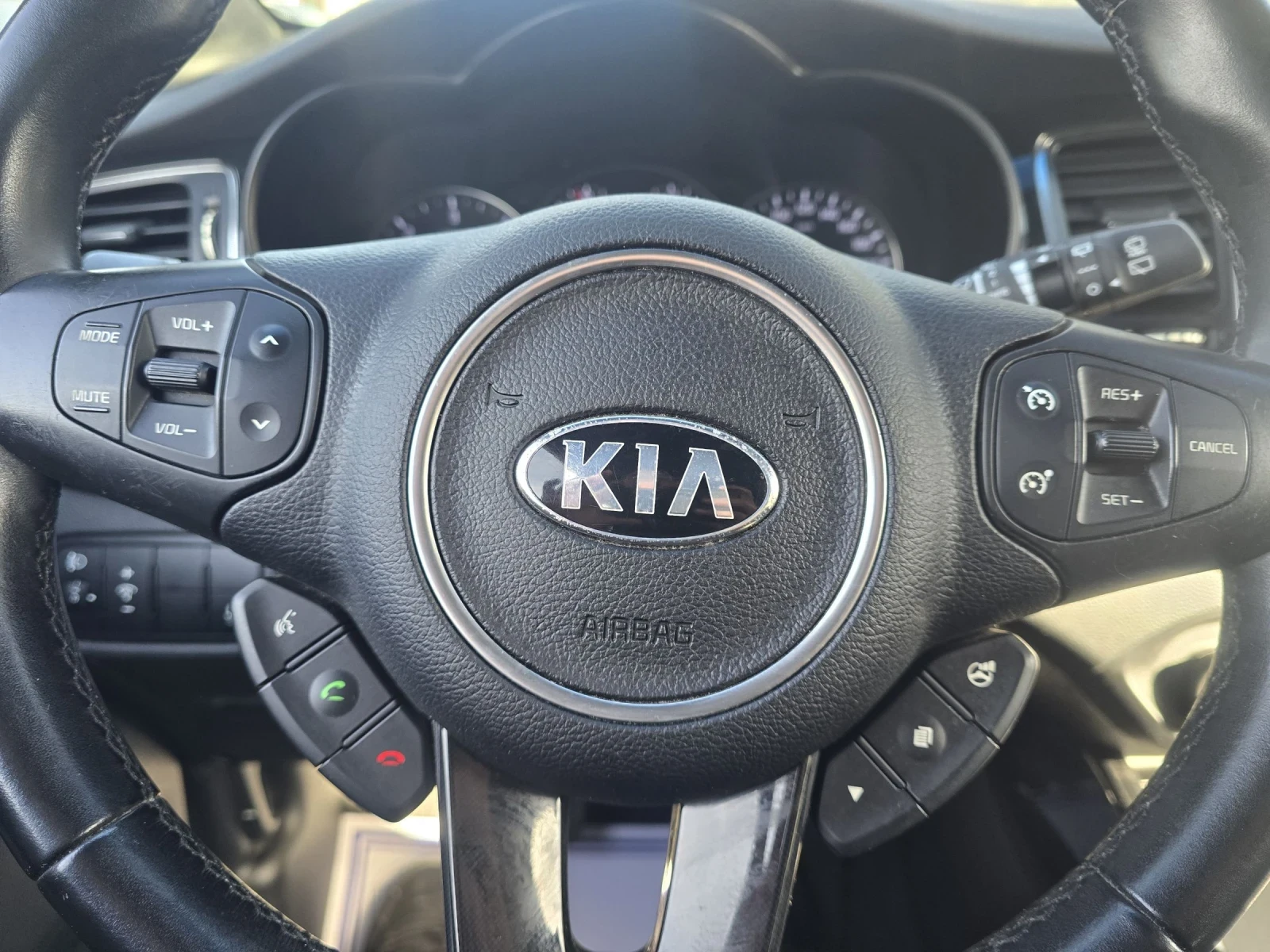 Kia Carens 1.7CRDi 115.    | Mobile.bg   16