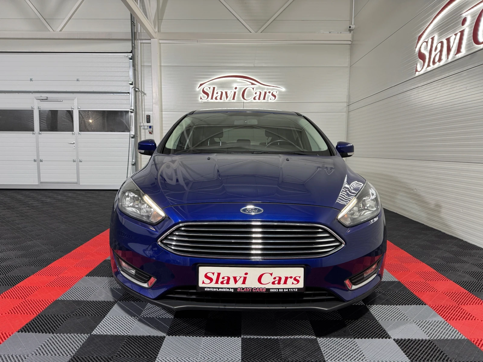 Ford Focus 1.0 i TITANIUM X - KEYLESS/ NAVI/ LED/ 113.000 km! - изображение 2