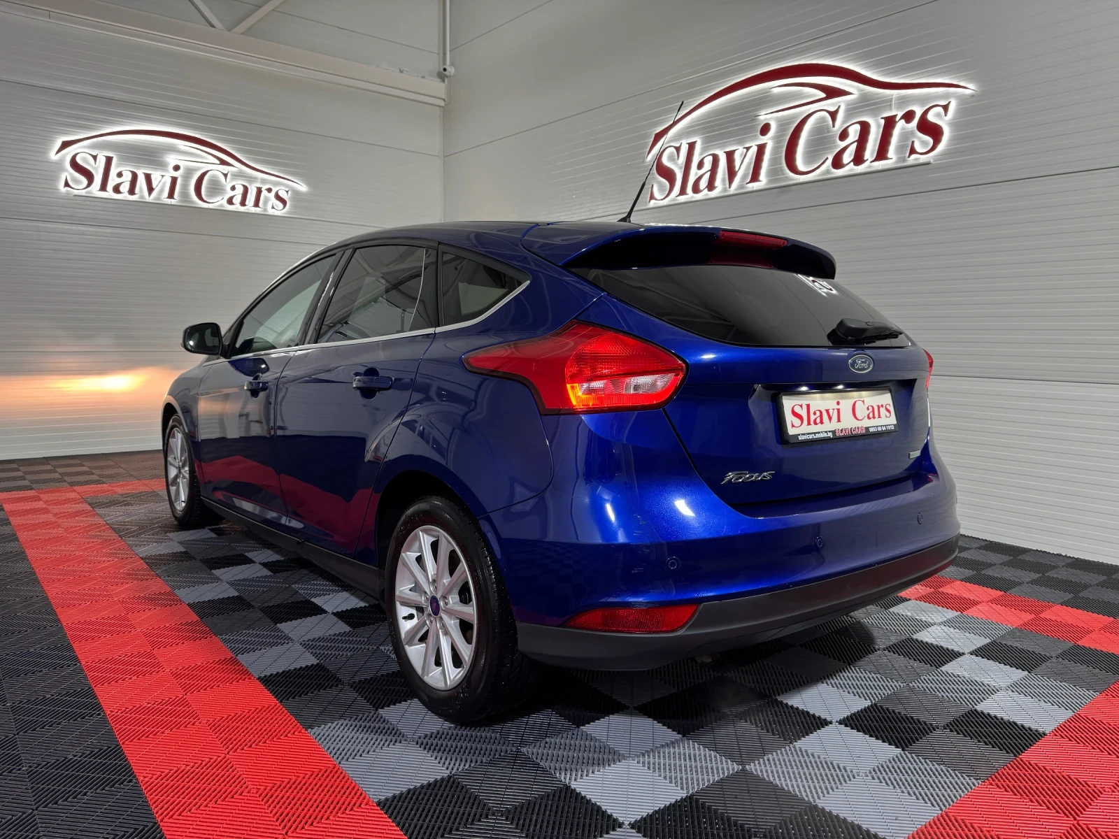 Ford Focus 1.0 i TITANIUM X - KEYLESS/ NAVI/ LED/ 113.000 km! - изображение 4