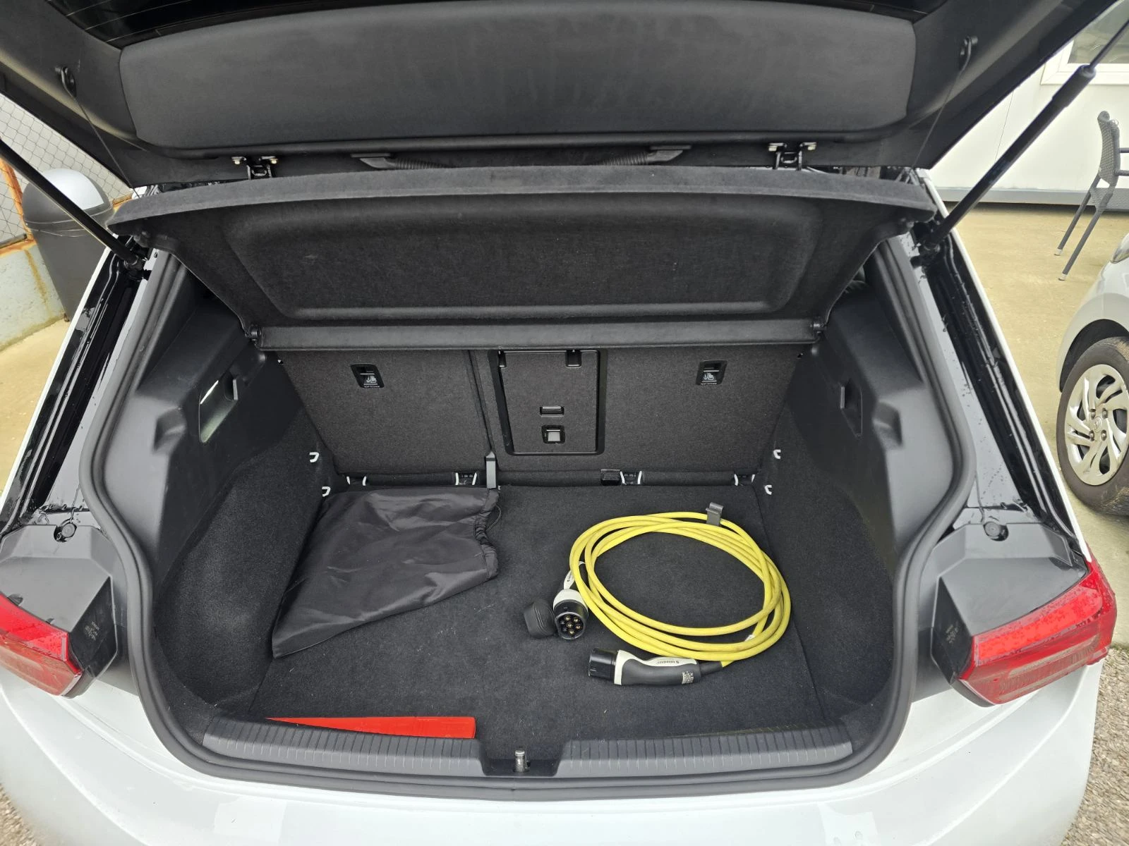 VW ID.3 Pro Performance 62 kWh | Mobile.bg   14