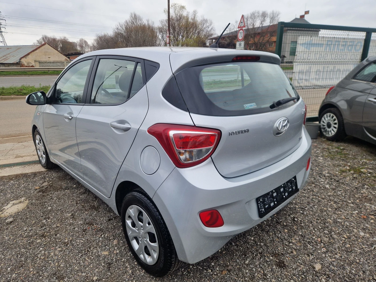 Hyundai I10 1.0I 12v 70HP.LPG ITALIA - изображение 4