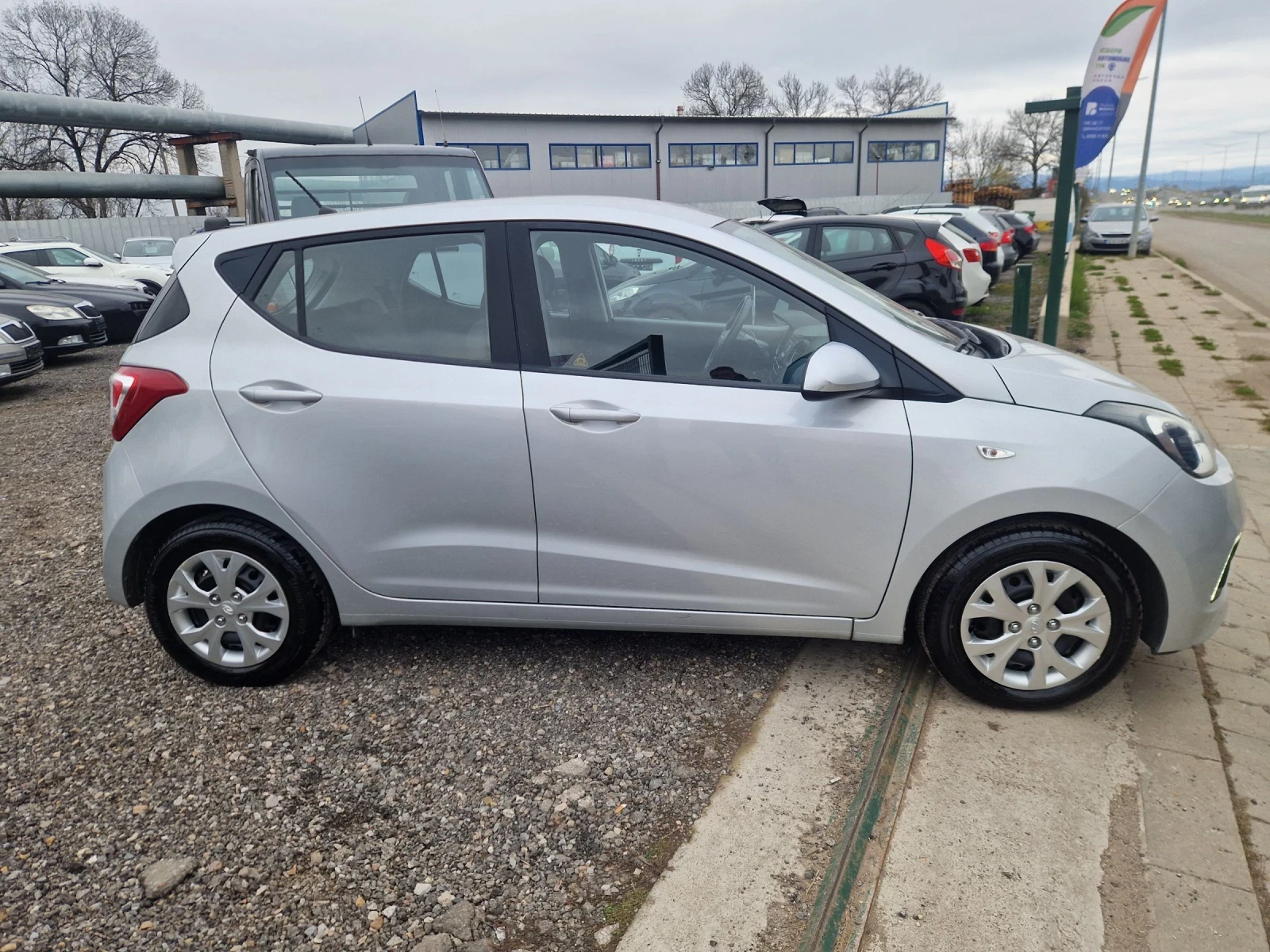 Hyundai I10 1.0I 12v 70HP.LPG ITALIA - изображение 8
