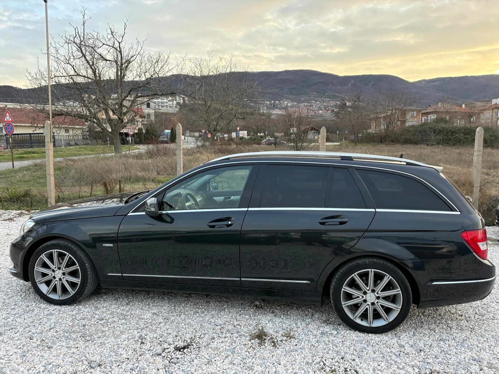 Mercedes-Benz C 180 Full Feys 2012г АВТОМАТ Напълно Обслужен - изображение 10