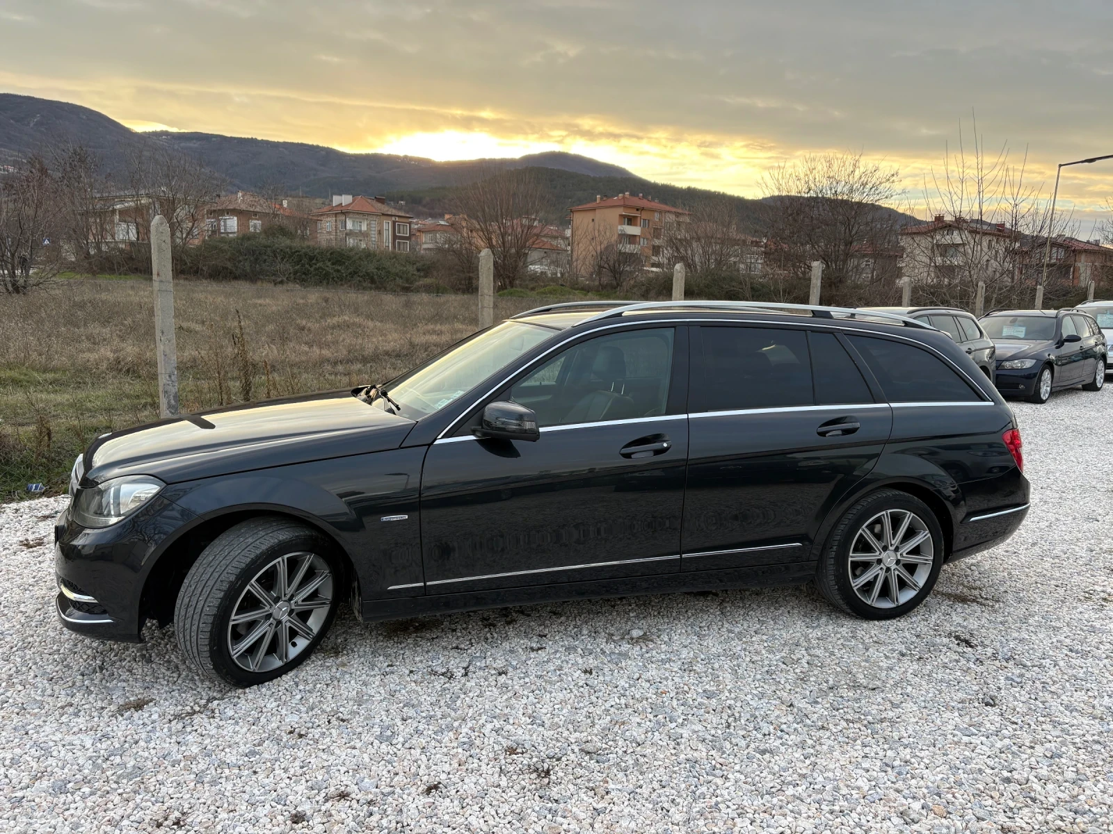 Mercedes-Benz C 180 Full Feys 2012г АВТОМАТ Напълно Обслужен - изображение 9