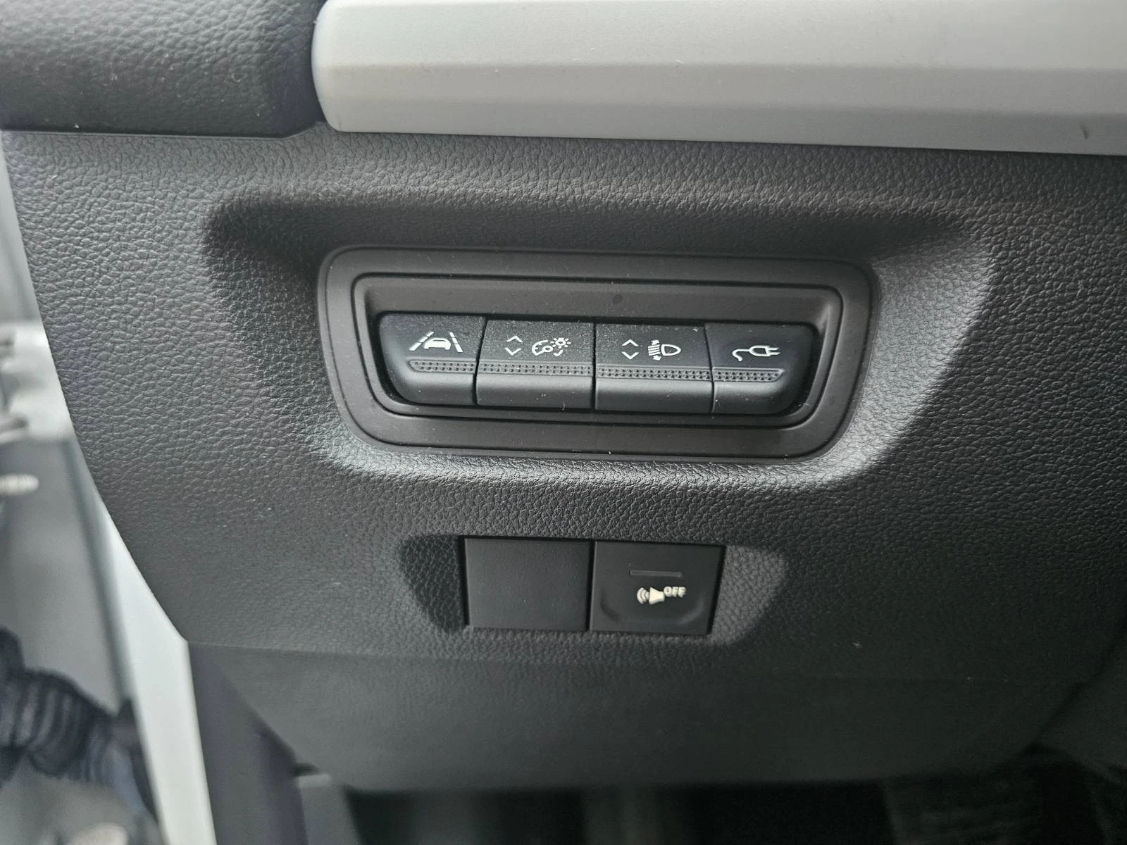 Renault Zoe 52 kW/h 136 hp | Mobile.bg � ����������� 13