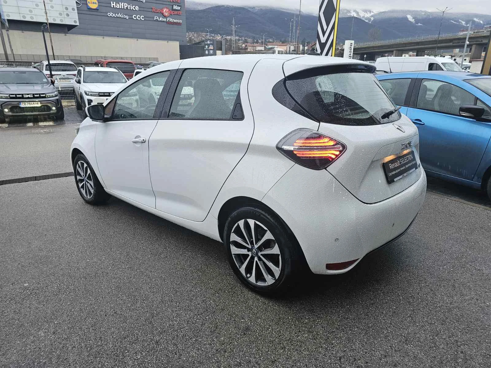Renault Zoe 52 kW/h 136 hp - изображение 4